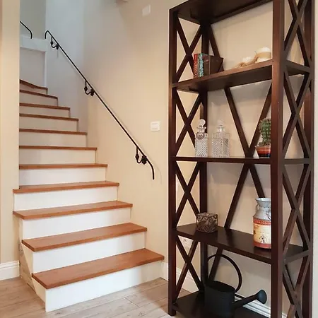 White House Apartment *